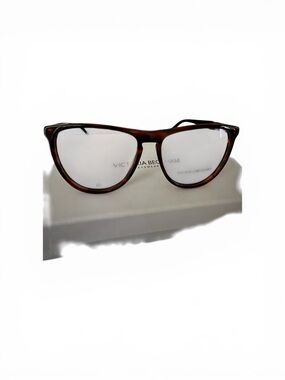 Victoria Beckham VB2072 Designer Sunglasses Brown Tortoise Luxury Eyewear w Case